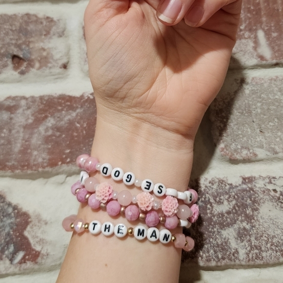 Taylor Swift Lover Inspired Friendship Bracelets Set Of 4 - Picture 7 of 8